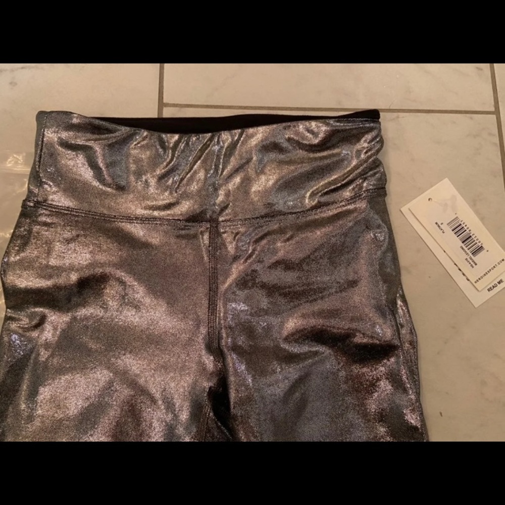 Heroine sport marvel leggings NWT size small